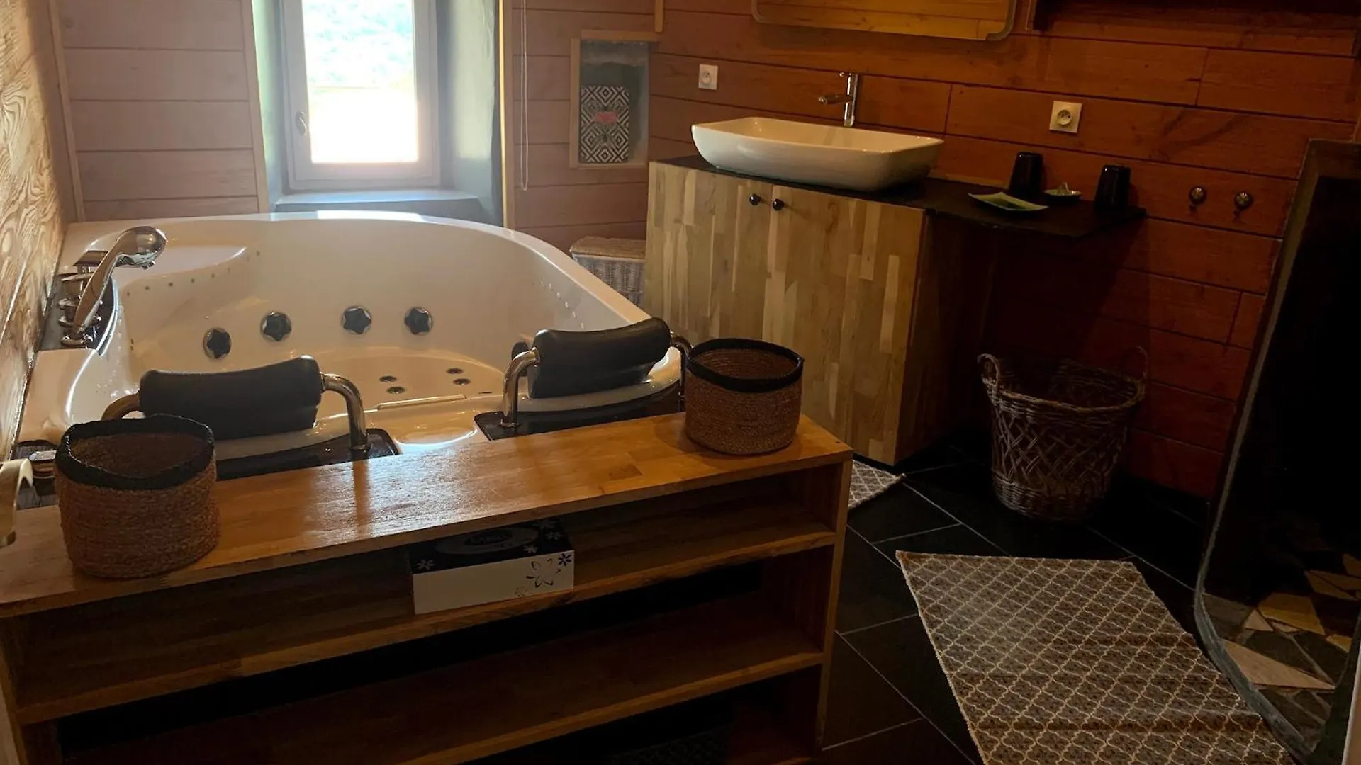 Holiday home Chez Daniel Et Marie Ardeche Nature Vals-les-Bains France
